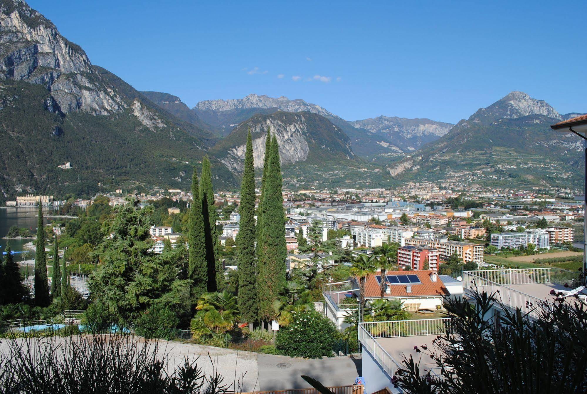 Residence Marina Riva del Garda Extérieur photo