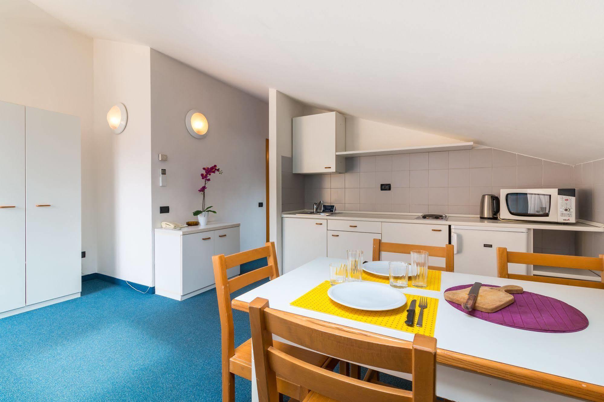 Residence Marina Riva del Garda Extérieur photo