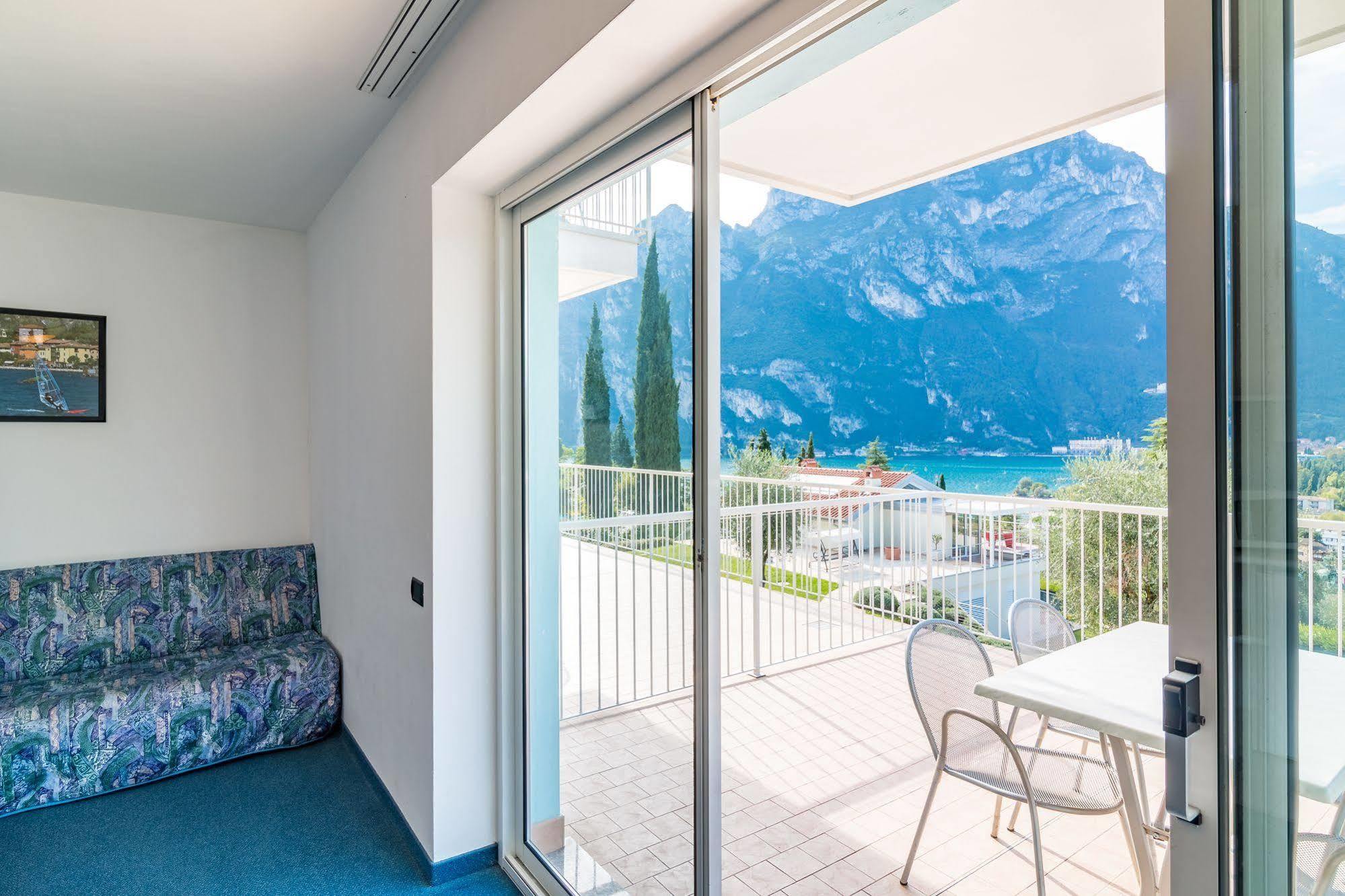 Residence Marina Riva del Garda Extérieur photo