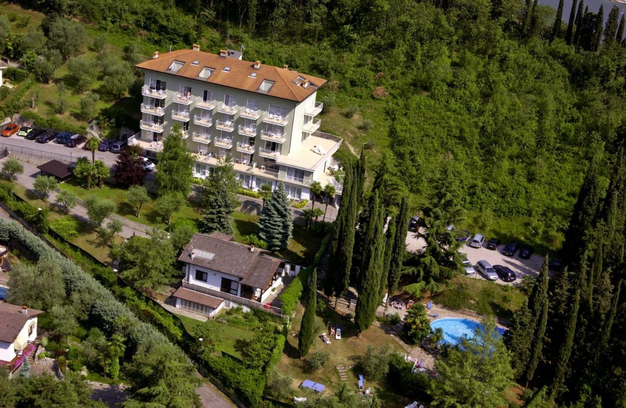 Residence Marina Riva del Garda Extérieur photo